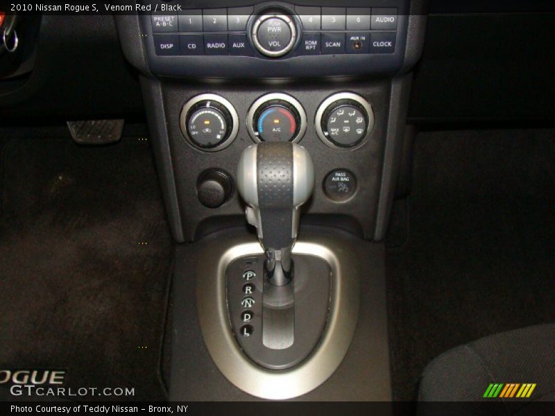 Venom Red / Black 2010 Nissan Rogue S