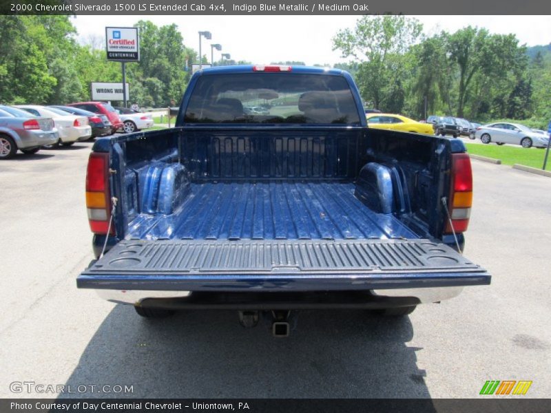 Indigo Blue Metallic / Medium Oak 2000 Chevrolet Silverado 1500 LS Extended Cab 4x4