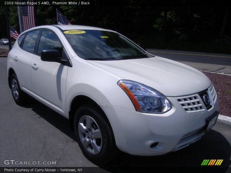 Phantom White / Black 2009 Nissan Rogue S AWD