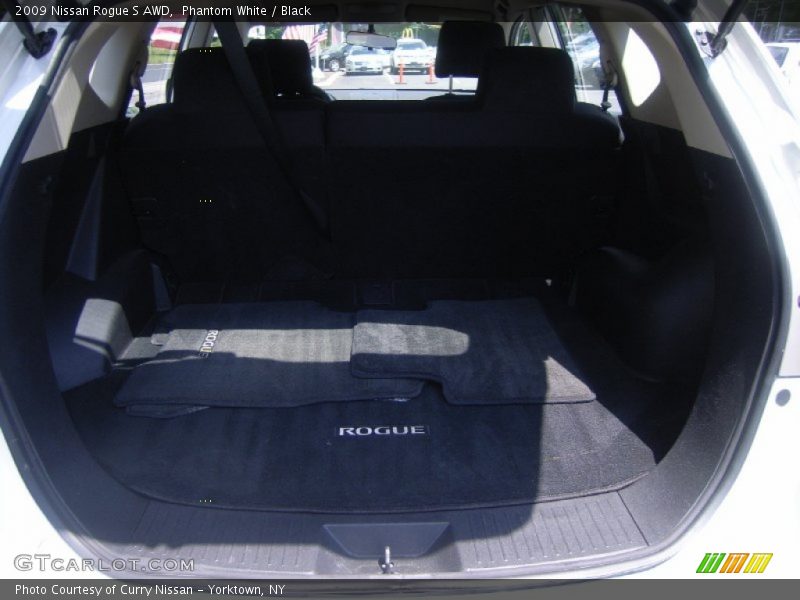 Phantom White / Black 2009 Nissan Rogue S AWD