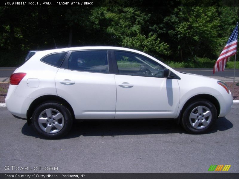 Phantom White / Black 2009 Nissan Rogue S AWD