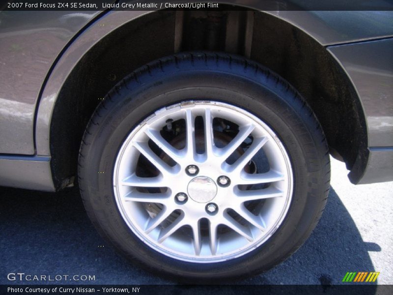 Liquid Grey Metallic / Charcoal/Light Flint 2007 Ford Focus ZX4 SE Sedan