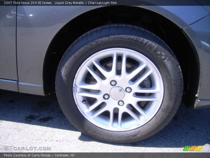 Liquid Grey Metallic / Charcoal/Light Flint 2007 Ford Focus ZX4 SE Sedan