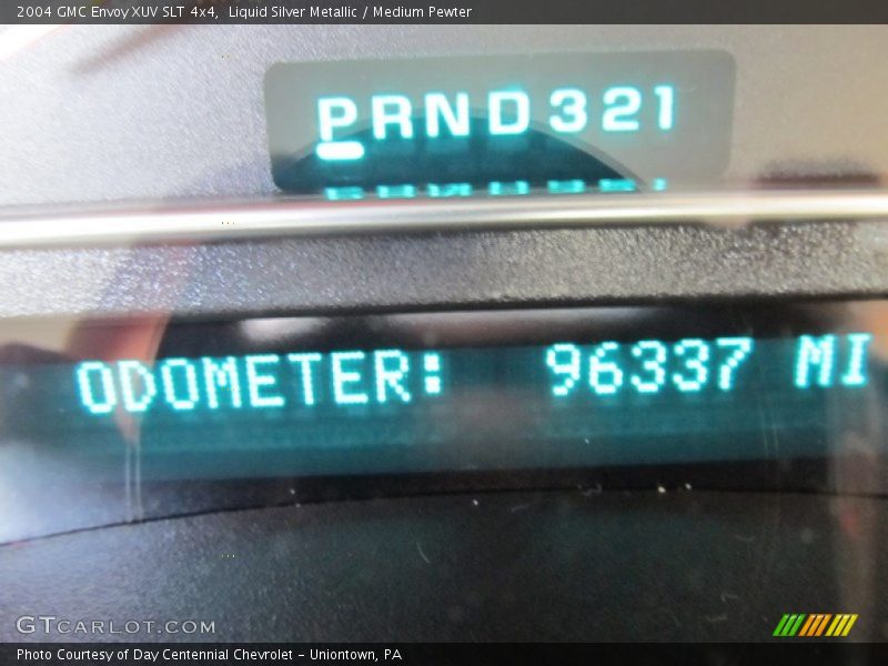 Liquid Silver Metallic / Medium Pewter 2004 GMC Envoy XUV SLT 4x4