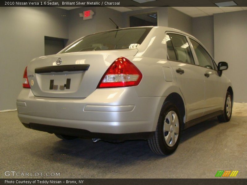 Brilliant Silver Metallic / Charcoal 2010 Nissan Versa 1.6 Sedan