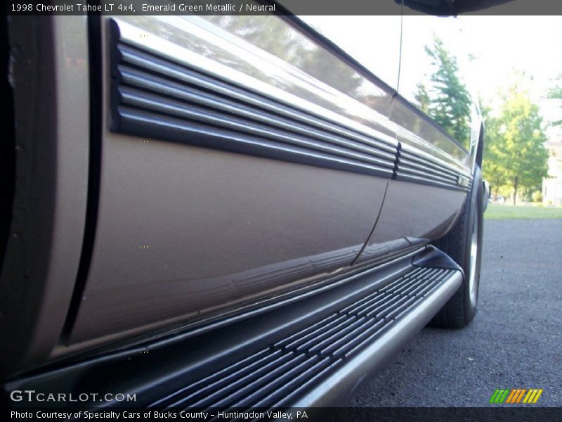 Emerald Green Metallic / Neutral 1998 Chevrolet Tahoe LT 4x4