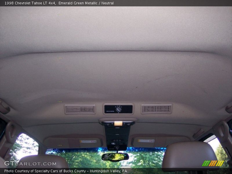 Emerald Green Metallic / Neutral 1998 Chevrolet Tahoe LT 4x4