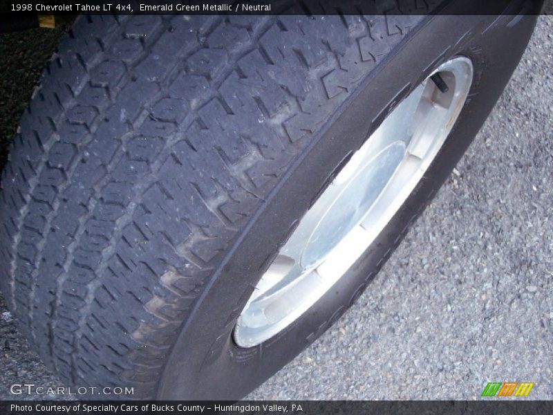 Emerald Green Metallic / Neutral 1998 Chevrolet Tahoe LT 4x4