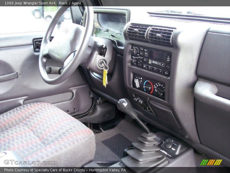Black / Agate 1999 Jeep Wrangler Sport 4x4