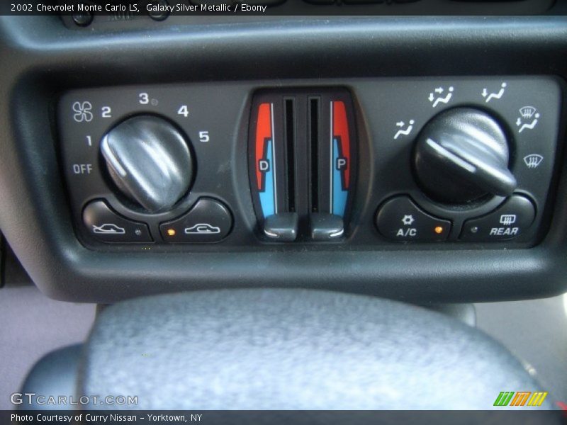 Galaxy Silver Metallic / Ebony 2002 Chevrolet Monte Carlo LS