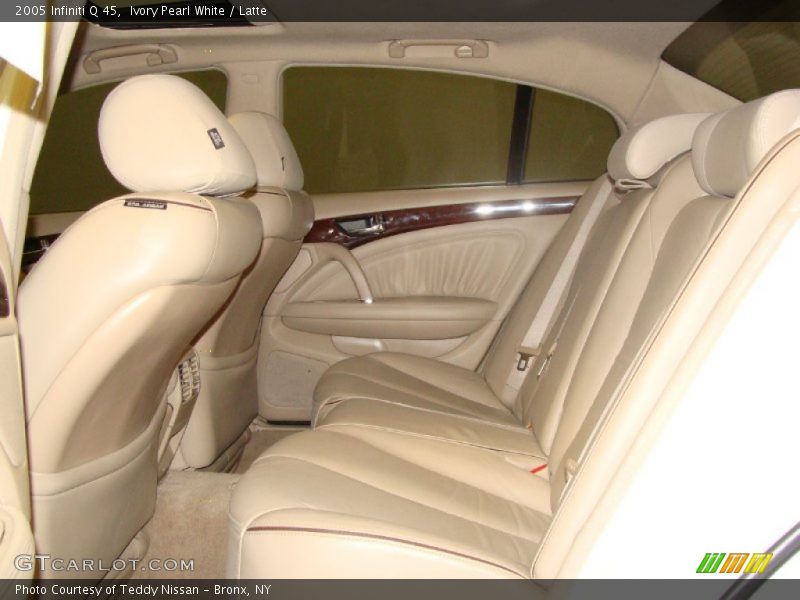 Ivory Pearl White / Latte 2005 Infiniti Q 45