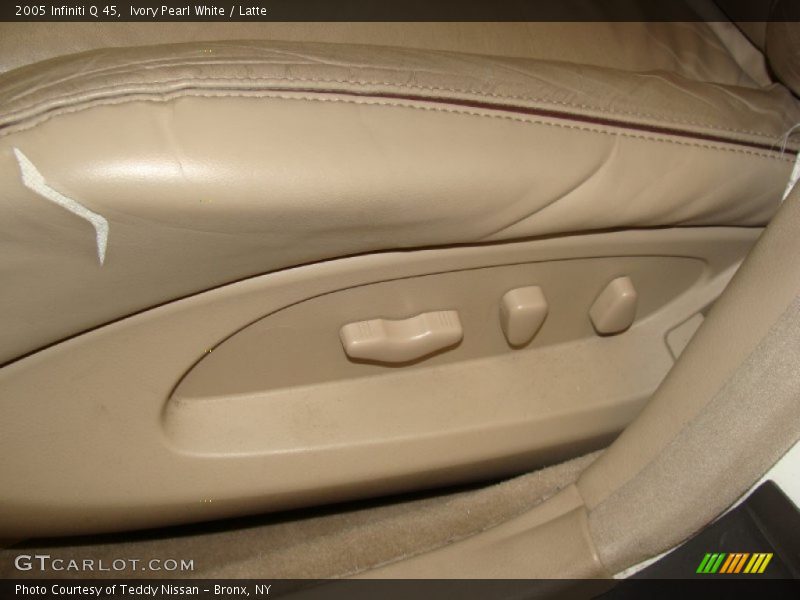 Ivory Pearl White / Latte 2005 Infiniti Q 45