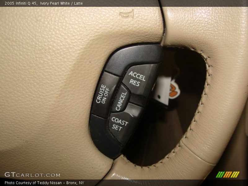 Ivory Pearl White / Latte 2005 Infiniti Q 45