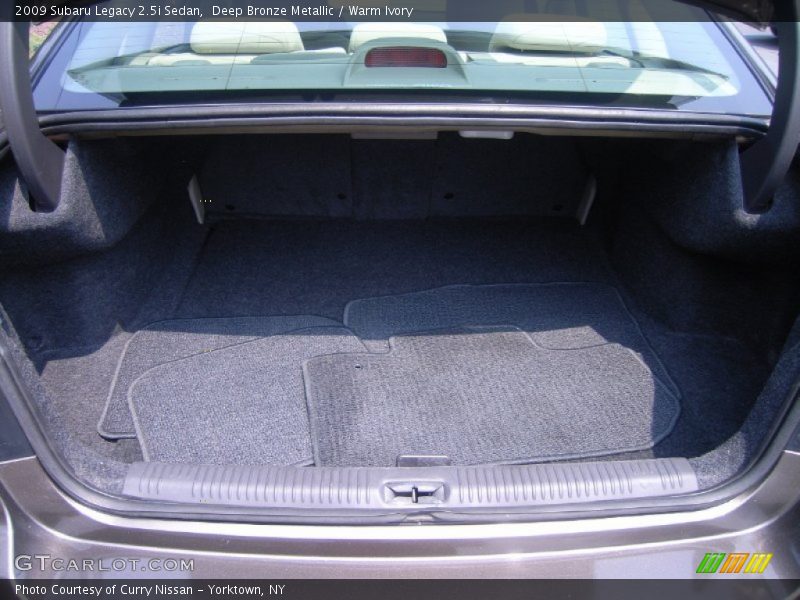 Deep Bronze Metallic / Warm Ivory 2009 Subaru Legacy 2.5i Sedan