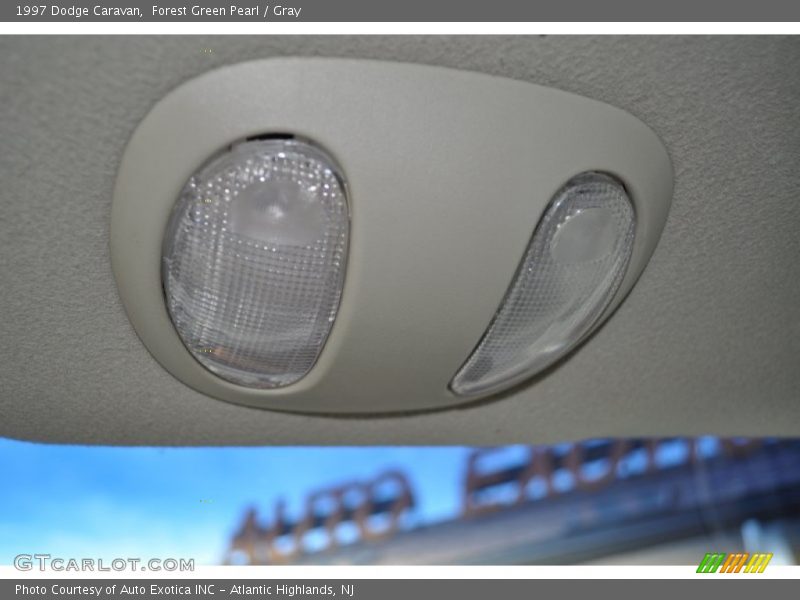 Forest Green Pearl / Gray 1997 Dodge Caravan