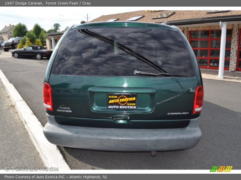 Forest Green Pearl / Gray 1997 Dodge Caravan