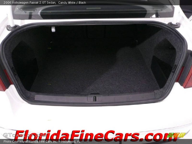 Candy White / Black 2006 Volkswagen Passat 2.0T Sedan