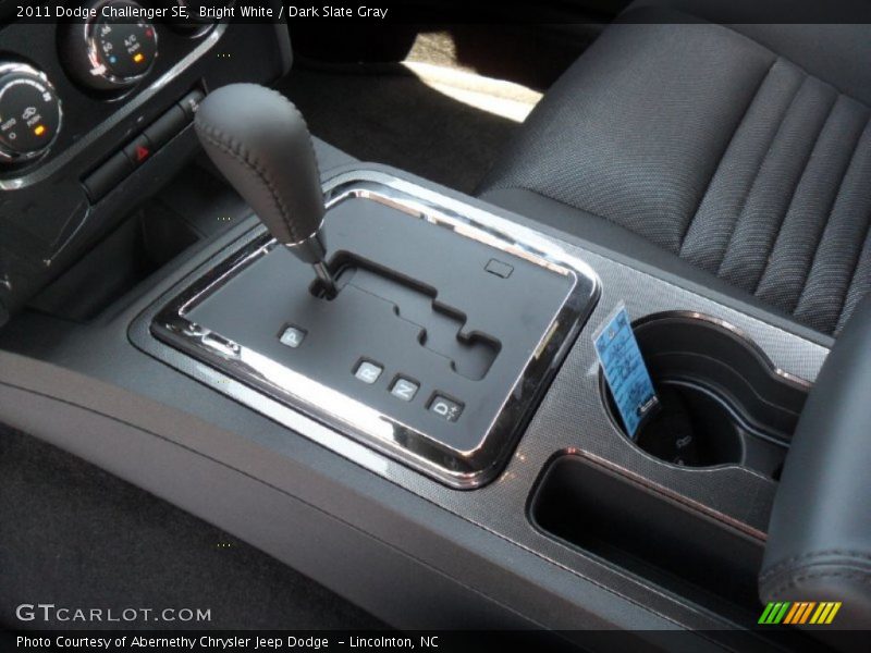 Bright White / Dark Slate Gray 2011 Dodge Challenger SE