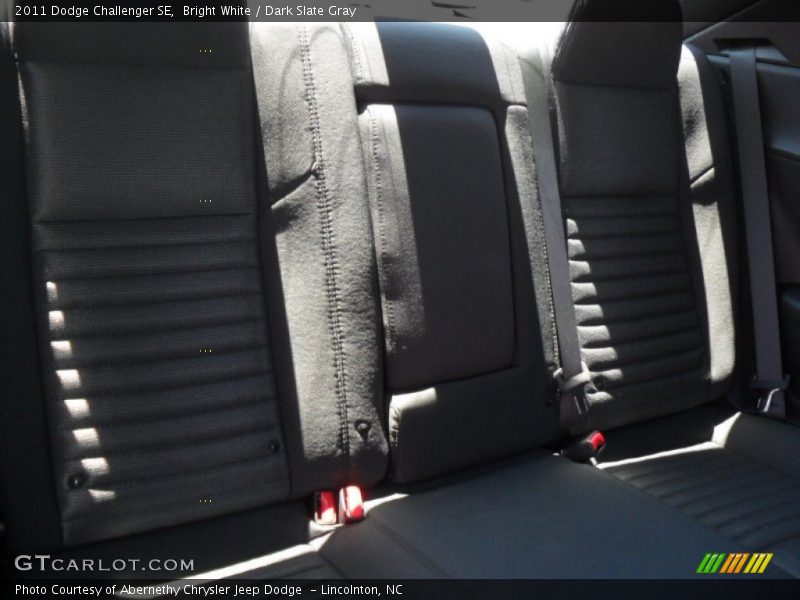 Bright White / Dark Slate Gray 2011 Dodge Challenger SE