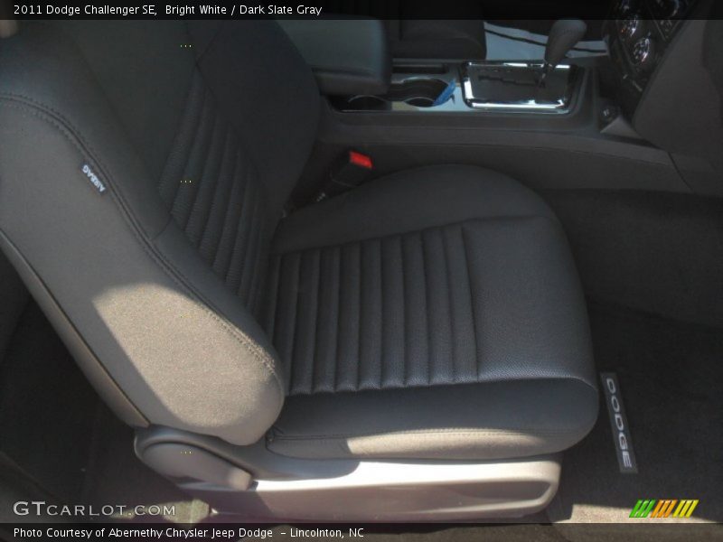 Bright White / Dark Slate Gray 2011 Dodge Challenger SE