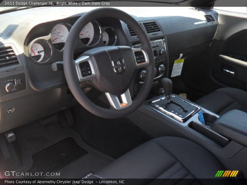 Bright White / Dark Slate Gray 2011 Dodge Challenger SE