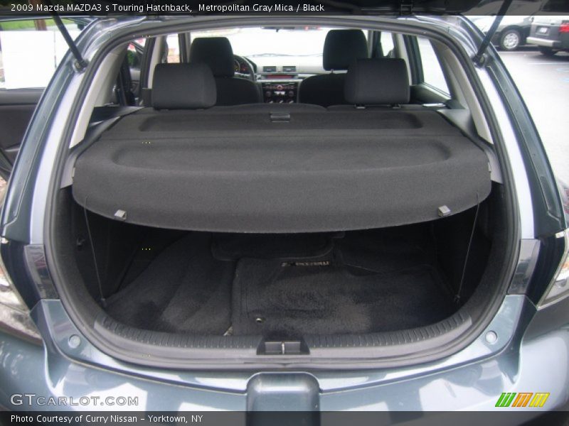  2009 MAZDA3 s Touring Hatchback Trunk