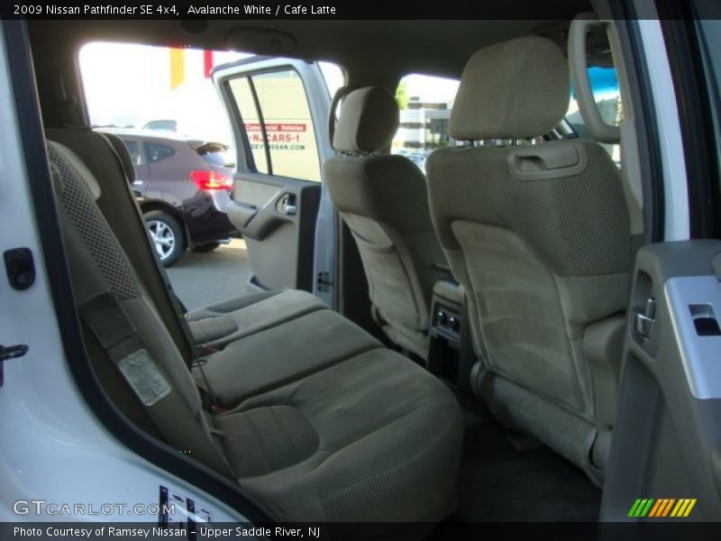 Avalanche White / Cafe Latte 2009 Nissan Pathfinder SE 4x4