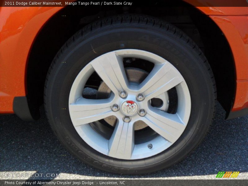 Mango Tango Pearl / Dark Slate Gray 2011 Dodge Caliber Mainstreet