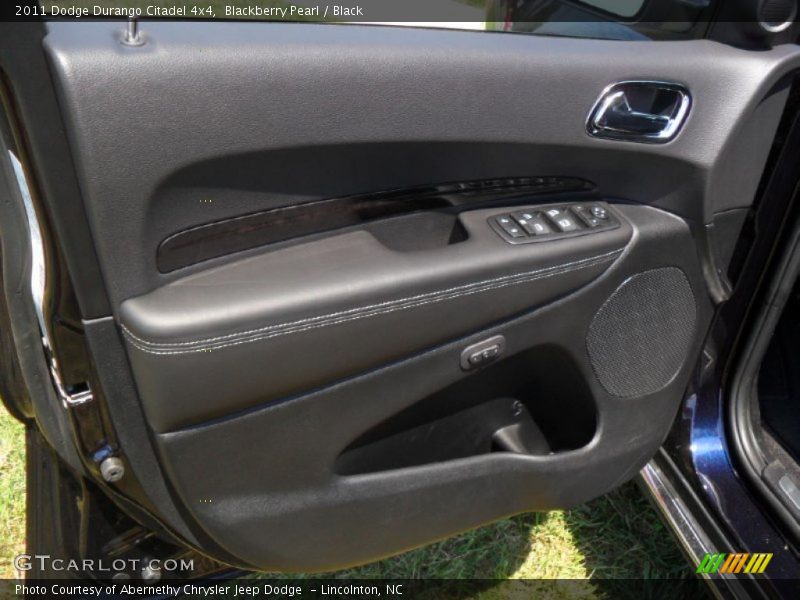 Blackberry Pearl / Black 2011 Dodge Durango Citadel 4x4