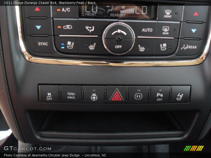 Blackberry Pearl / Black 2011 Dodge Durango Citadel 4x4