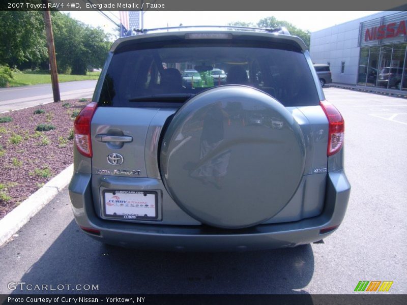 Everglade Metallic / Taupe 2007 Toyota RAV4 4WD