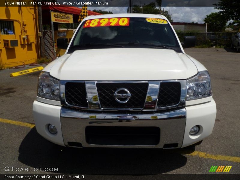 White / Graphite/Titanium 2004 Nissan Titan XE King Cab