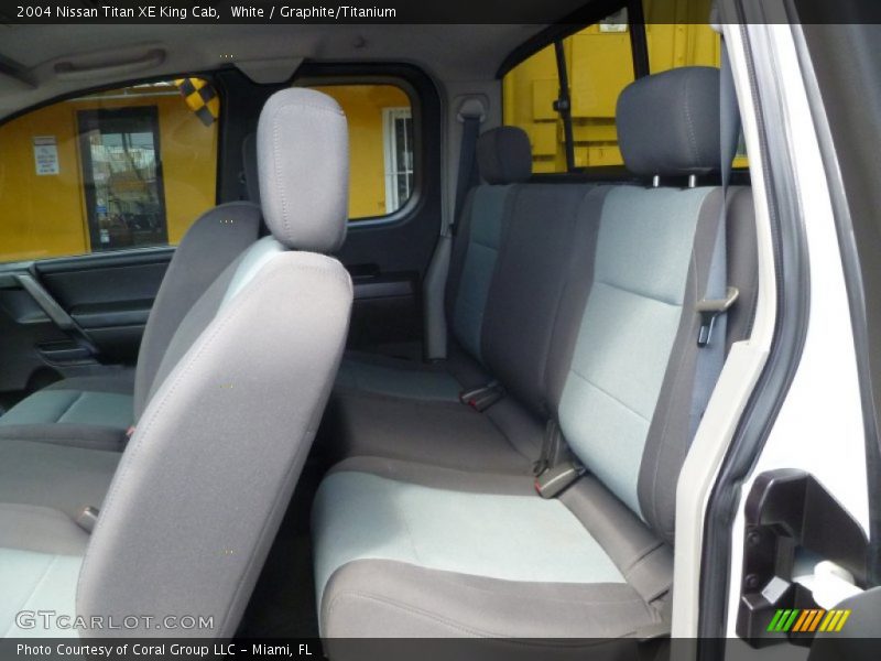 White / Graphite/Titanium 2004 Nissan Titan XE King Cab
