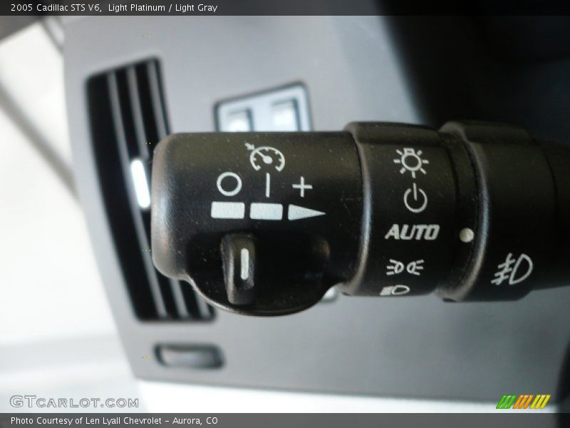 Light Platinum / Light Gray 2005 Cadillac STS V6