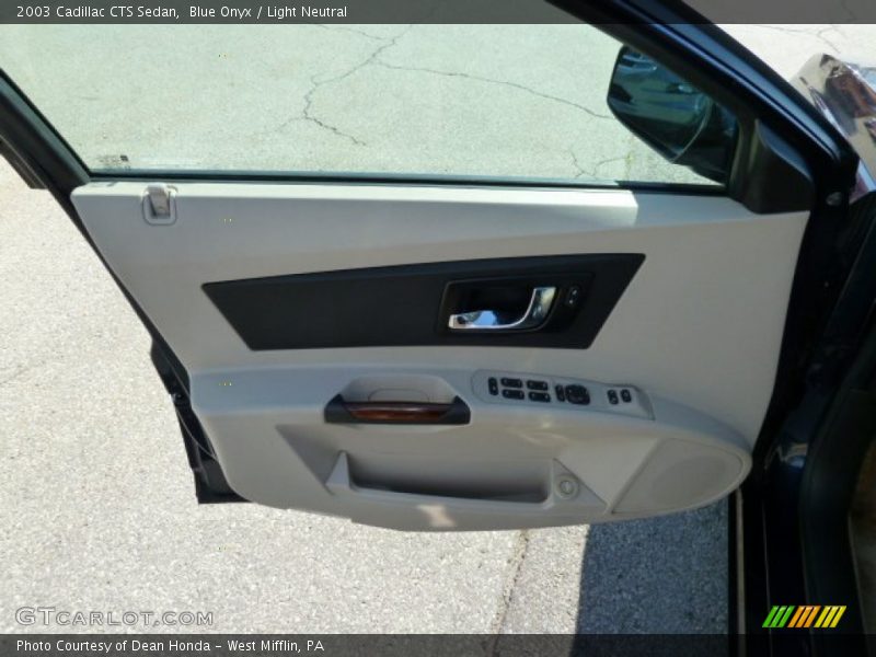 Blue Onyx / Light Neutral 2003 Cadillac CTS Sedan