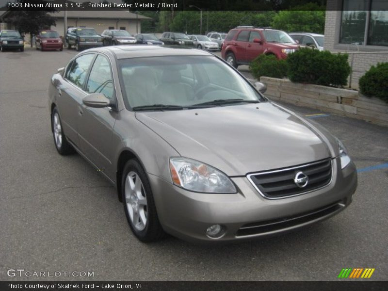Front 3/4 View of 2003 Altima 3.5 SE