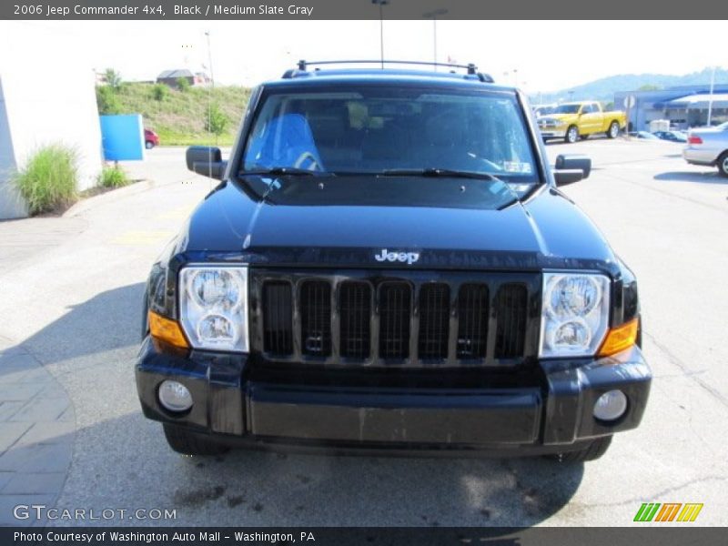 Black / Medium Slate Gray 2006 Jeep Commander 4x4