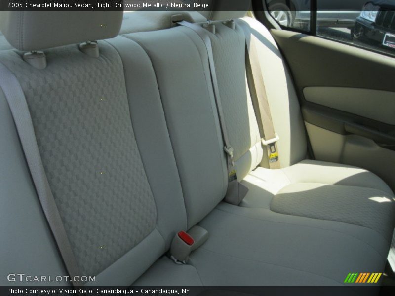 Light Driftwood Metallic / Neutral Beige 2005 Chevrolet Malibu Sedan