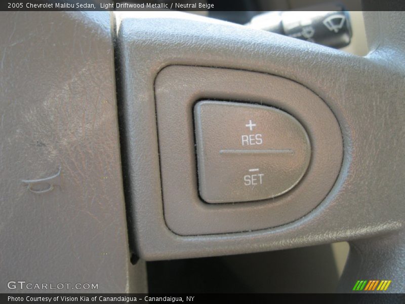 Light Driftwood Metallic / Neutral Beige 2005 Chevrolet Malibu Sedan