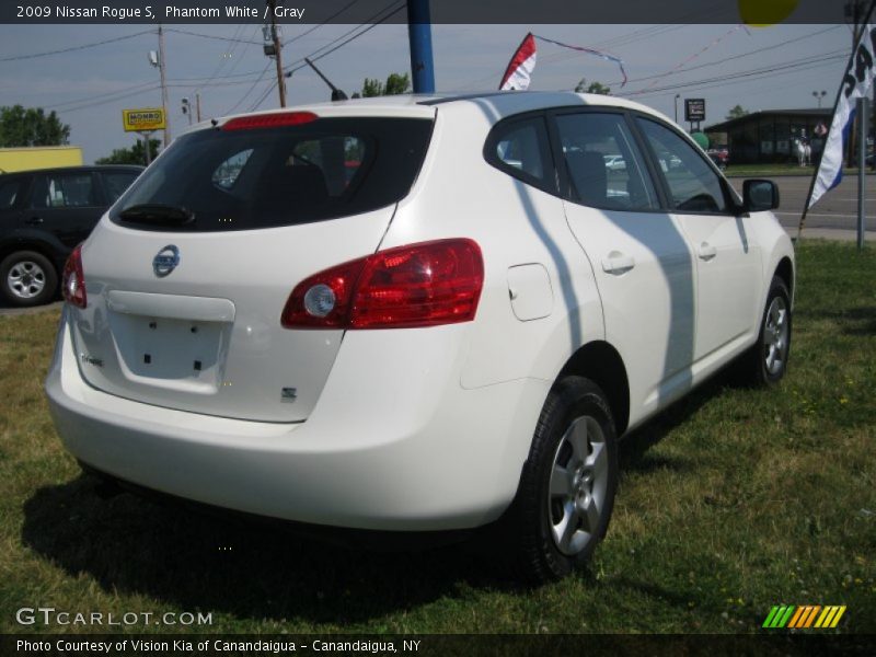 Phantom White / Gray 2009 Nissan Rogue S