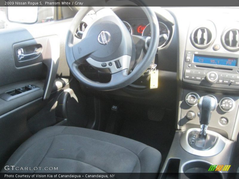 Phantom White / Gray 2009 Nissan Rogue S