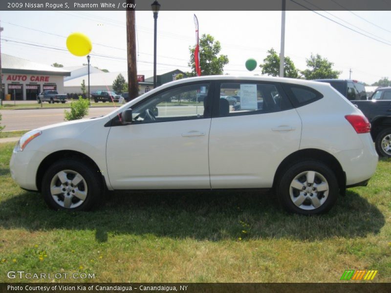 Phantom White / Gray 2009 Nissan Rogue S