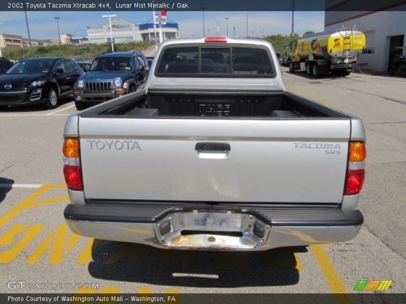 Lunar Mist Metallic / Oak 2002 Toyota Tacoma Xtracab 4x4