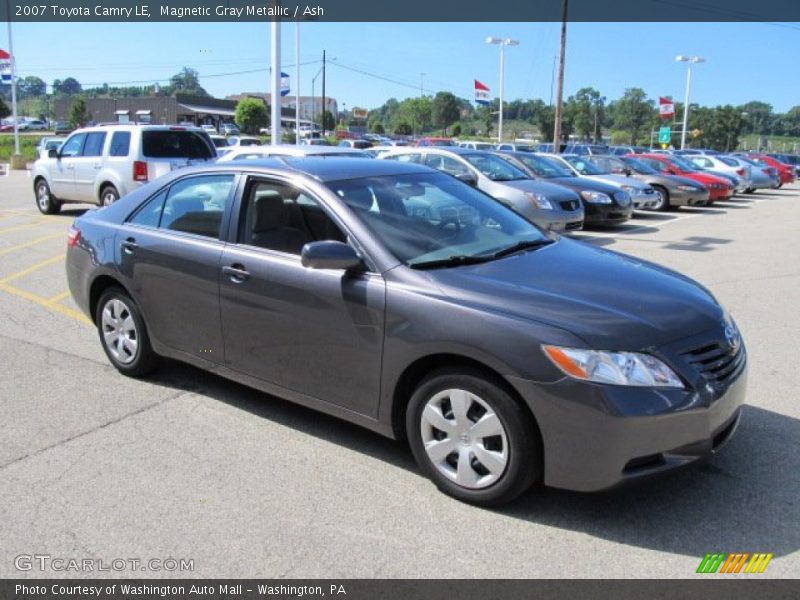 Magnetic Gray Metallic / Ash 2007 Toyota Camry LE