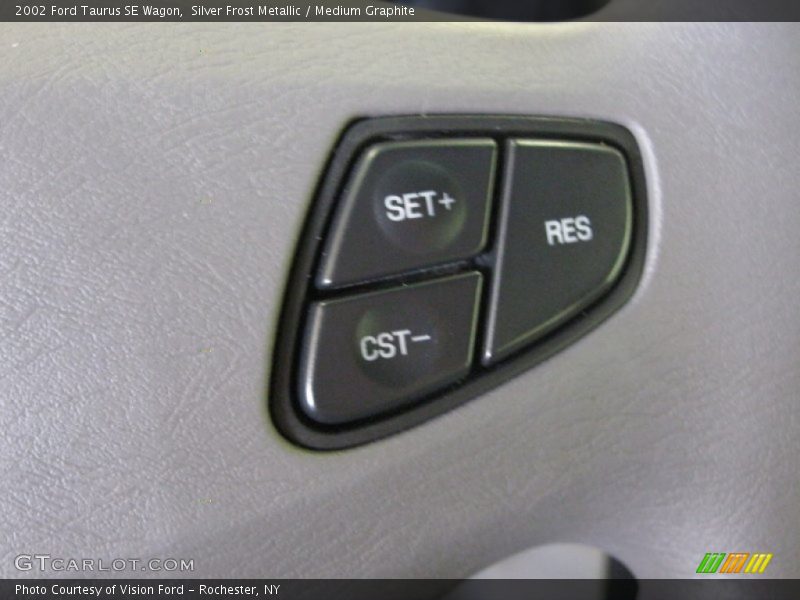 Silver Frost Metallic / Medium Graphite 2002 Ford Taurus SE Wagon