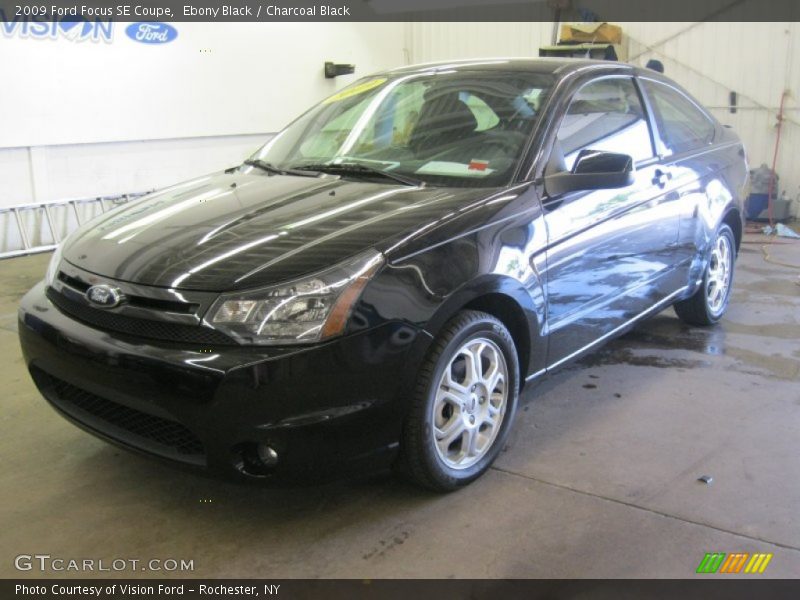 Ebony Black / Charcoal Black 2009 Ford Focus SE Coupe