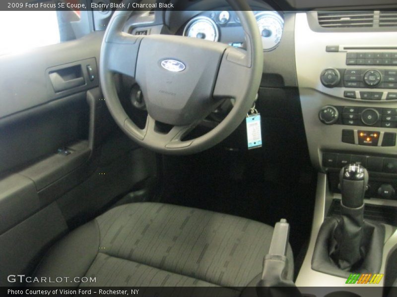 Ebony Black / Charcoal Black 2009 Ford Focus SE Coupe