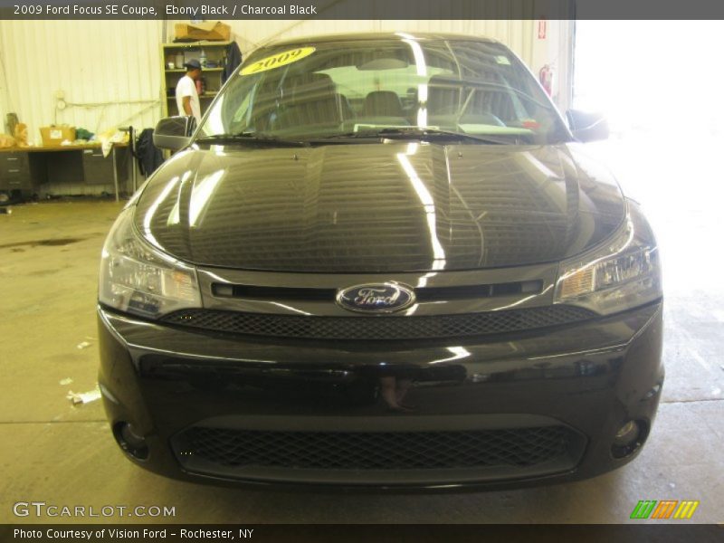 Ebony Black / Charcoal Black 2009 Ford Focus SE Coupe