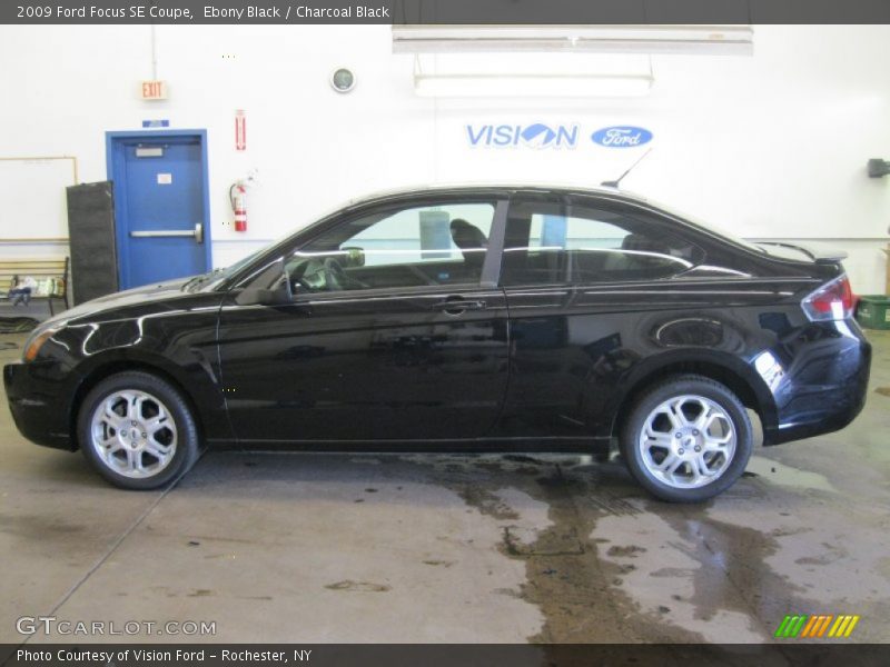 Ebony Black / Charcoal Black 2009 Ford Focus SE Coupe