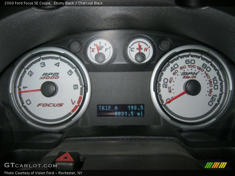 Ebony Black / Charcoal Black 2009 Ford Focus SE Coupe